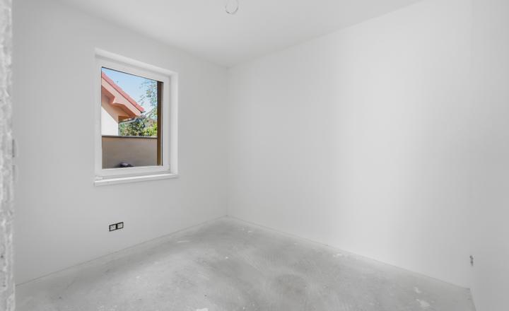 HOMreal.sk |  5 izbová novostavba s garážou v Ružindole pri Trnave – komfortné bývanie v pokojnej lokalite - fotografia 13