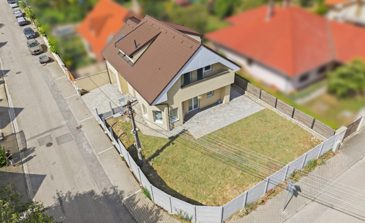 HOMreal.sk |  5 izbová novostavba s garážou v Ružindole pri Trnave – komfortné bývanie v pokojnej lokalite - fotografia 22