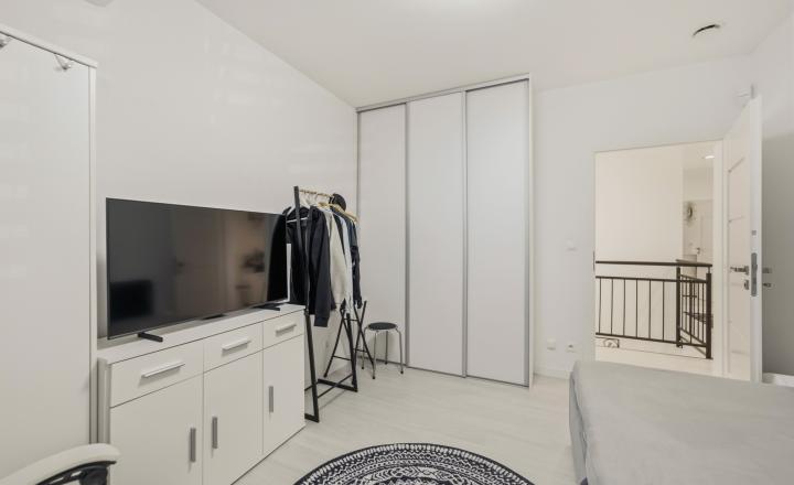 HOMreal.sk | NENÁPADNÝ ZVONKU.PREKVAPIVO VEĽKORYSÝ VO VNÚTRI - fotografia 17