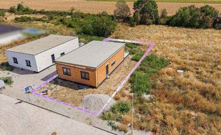 HOMreal.sk_MODERNÝ 4-IZBOVÝ BUNGALOV | SLOVENSKÁ NOVÁ VES | POZEMOK 508 m² | ÚŽITKOVÁ PLOCHA 120 m² - fotografia 3