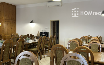 HOMreal.sk | Na predaj: zrekonštruovaná budova obchodu a služieb s 2-izbovým domom – ideálne spojenie podnikania a bývania