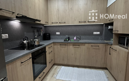 HOMreal.sk | Na predaj: zrekonštruovaná budova obchodu a služieb s 2-izbovým domom – ideálne spojenie podnikania a bývania